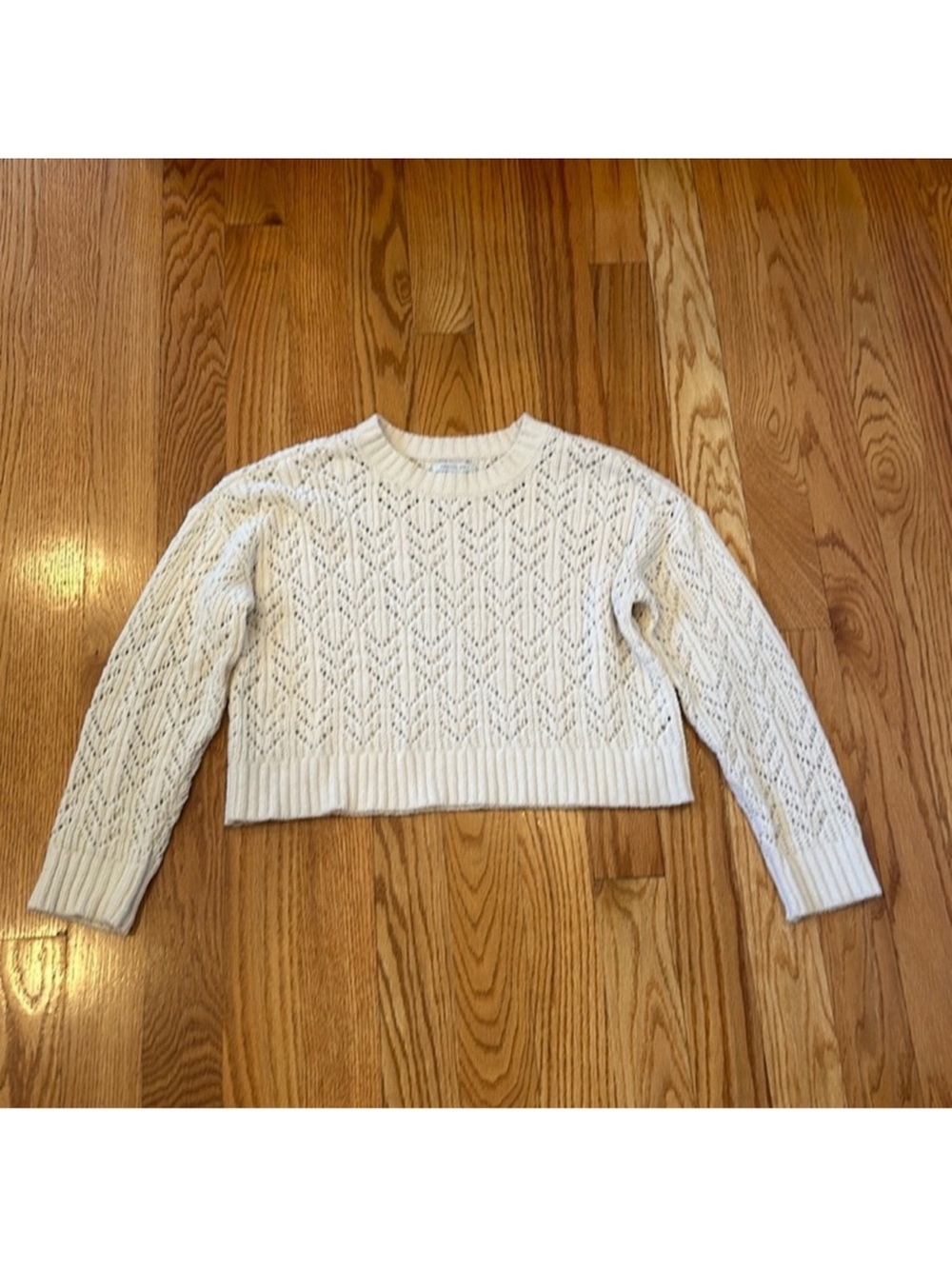 Like New American Eagle Long Sleeve Sweater- Cream, Size XS